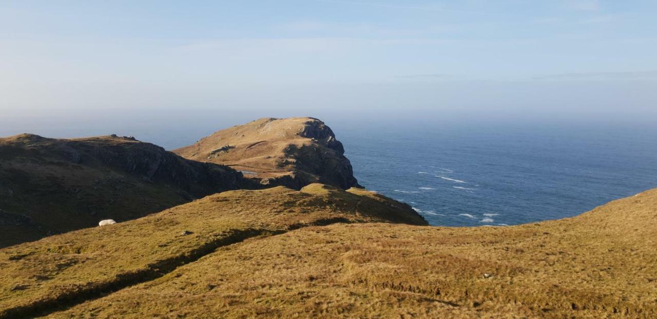 Slieve League House B&B Teelin Exterior photo